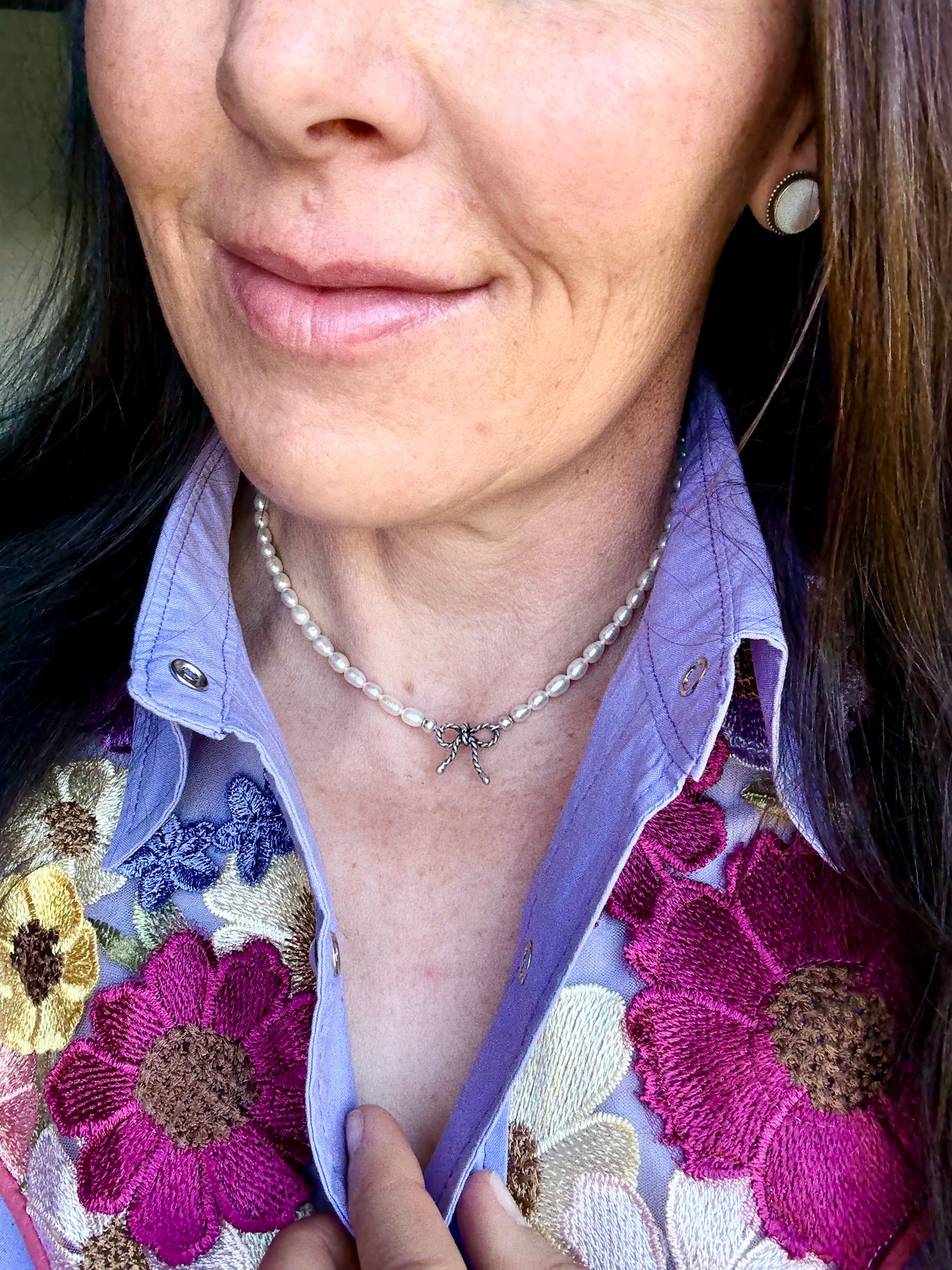 Pearly Bow Necklace