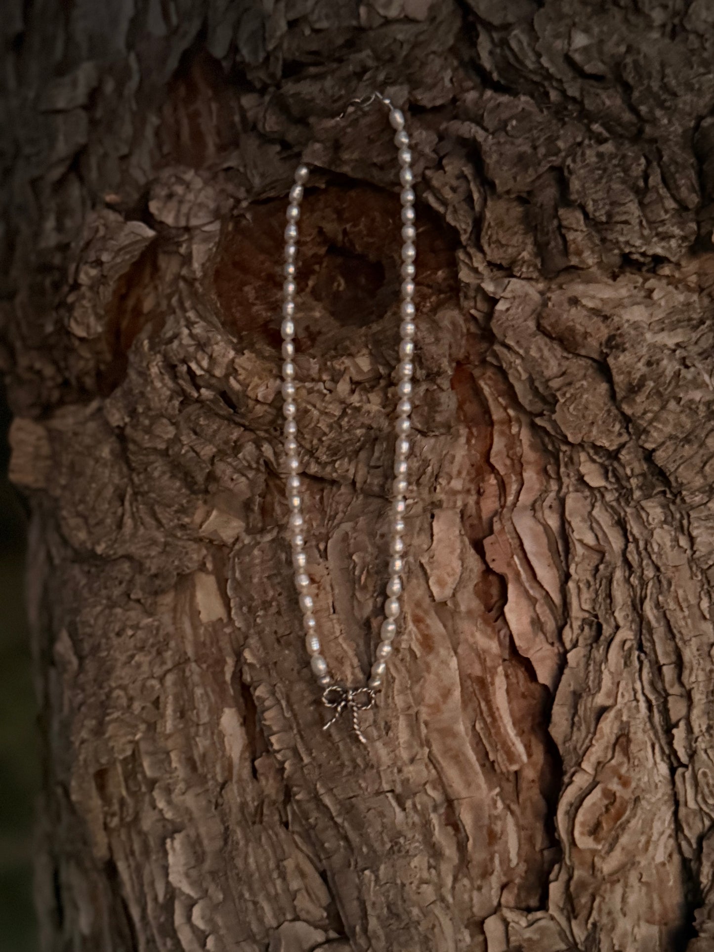 Pearly Bow Necklace